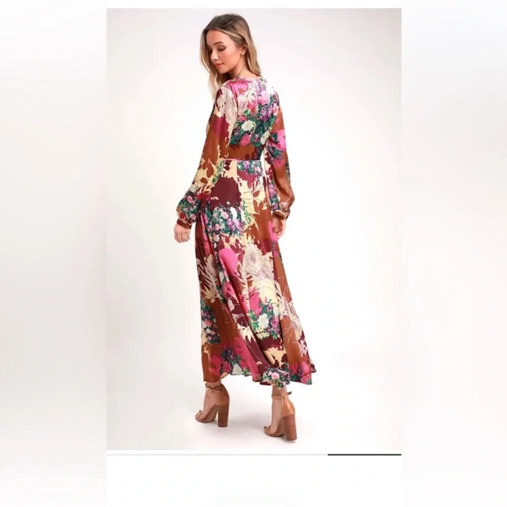 NWT Lulus Put on a Smile Burgundy Floral Print Satin Wrap Maxi Dress- Sz Medium - Picture 2 of 9